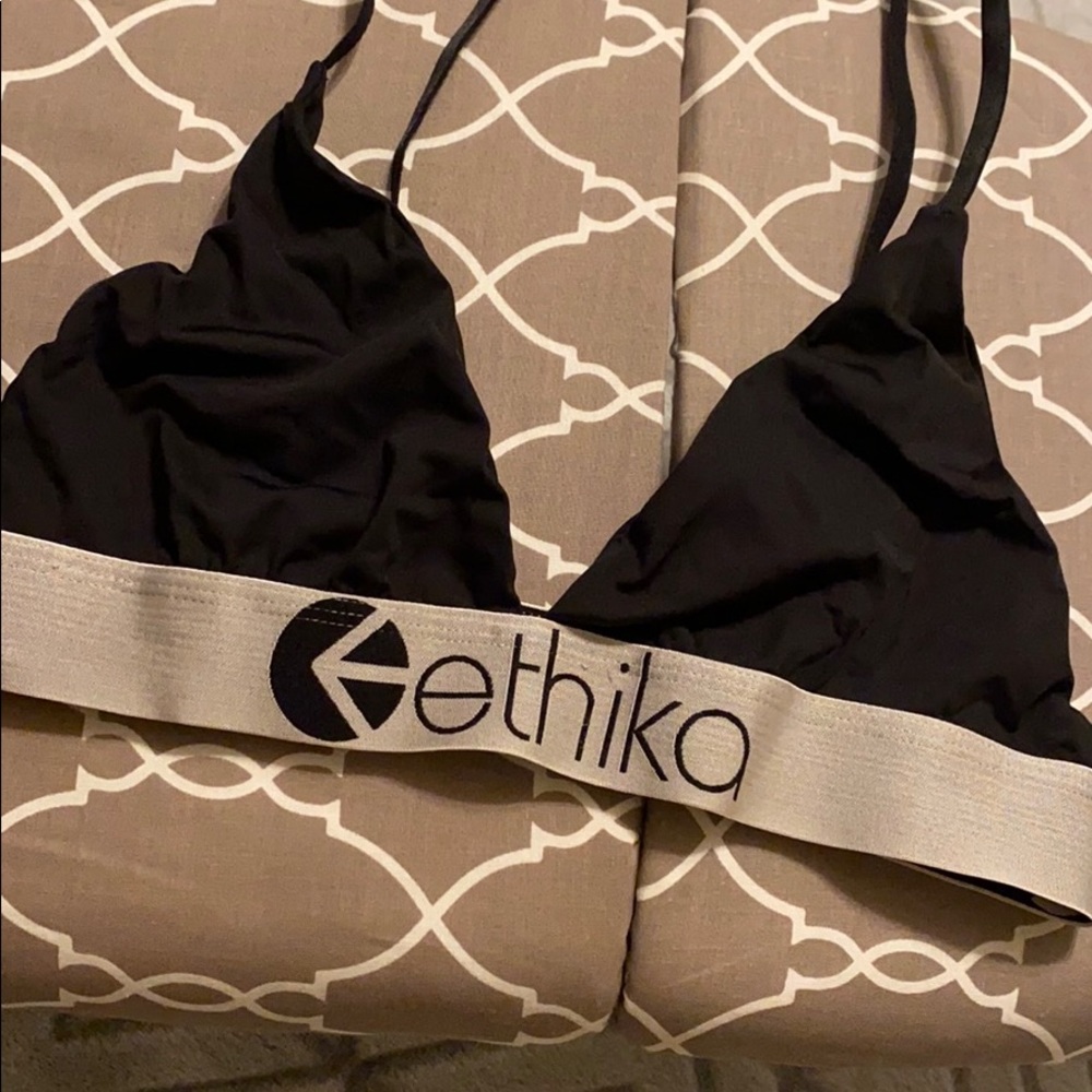Ethika bra